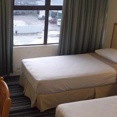 Sri Sutra Hotel Bandar Puchong Utama Ngoại thất bức ảnh